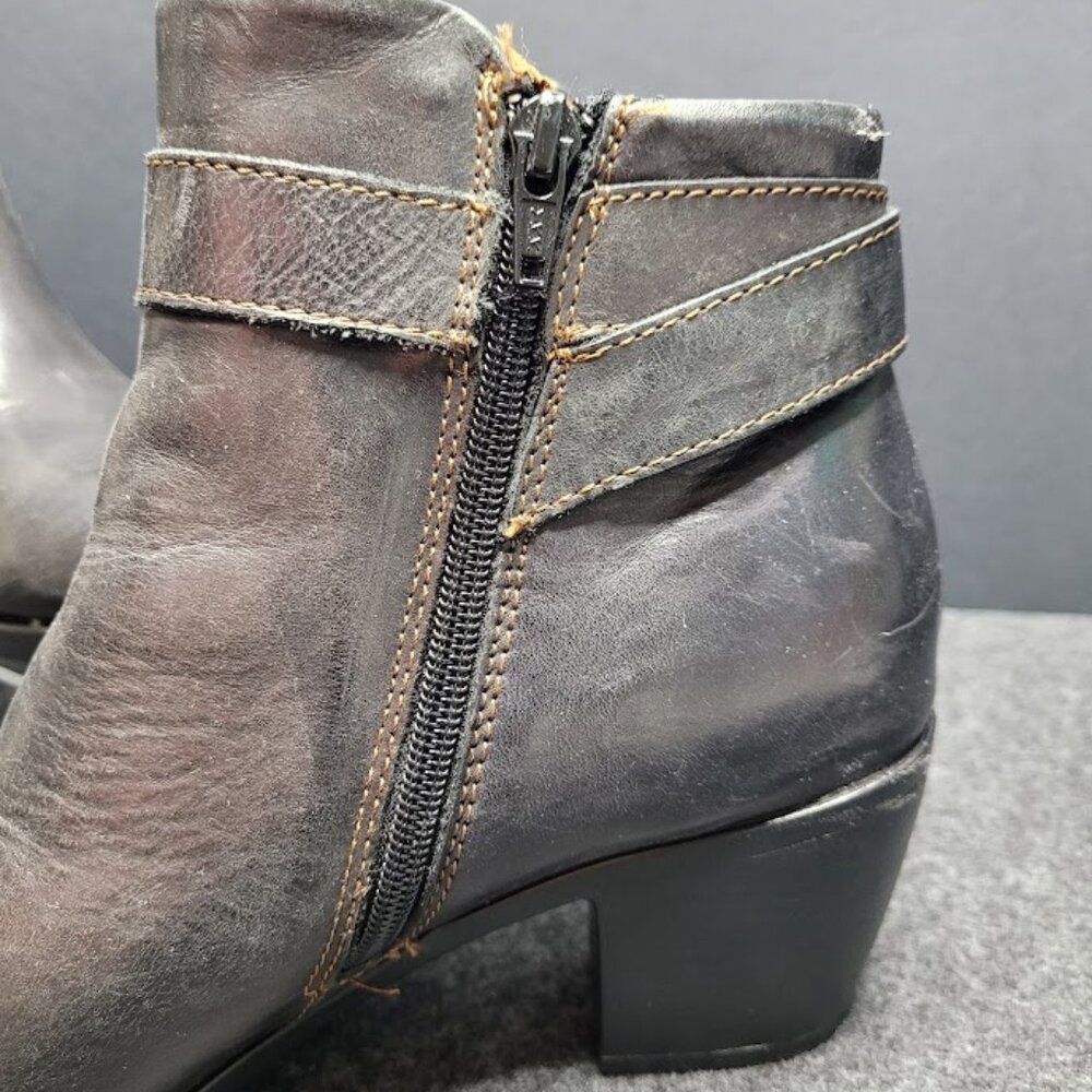 BOC Harness Ankle Boots Womens 10 Distressed Black Leather Zip Block Heel Bootie - Picture 3 of 9